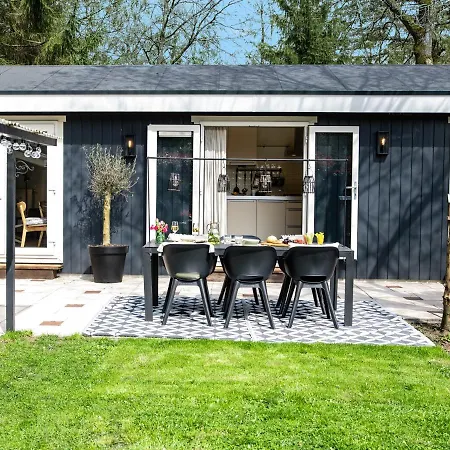 Stayatsas Julia, Stijlvol Natuurhuisje Met Grote Omheinde Tuin Chalet Epe