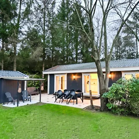 Stayatsas Julia Stijlvol Ingericht, Kindvriendelijk, In Het Bos, Hondje Mag Mee, Parkeren Op Oprit Horská chata *