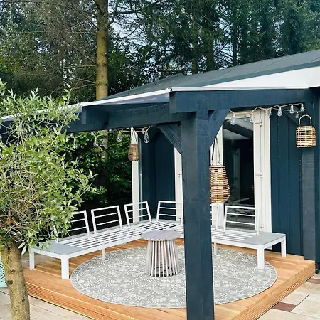 Stayatsas Julia Stijlvol Ingericht, Kindvriendelijk, In Het Bos, Hondje Mag Mee, Parkeren Op Oprit Chalet