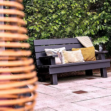 Stayatsas Julia, Stijlvol Natuurhuisje Met Grote Omheinde Tuin Chalet