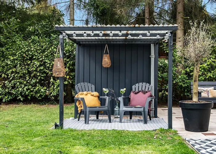 Stayatsas Julia Stijlvol Ingericht, Kindvriendelijk, In Het Bos, Hondje Mag Mee, Parkeren Op Oprit