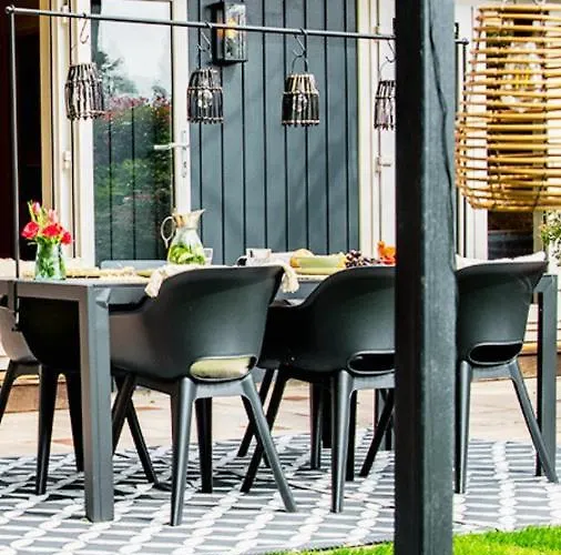 Stayatsas Julia Stijlvol Ingericht, Kindvriendelijk, In Het Bos, Hondje Mag Mee, Parkeren Op Oprit Epe