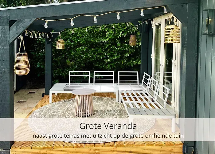 Stayatsas Julia Stijlvol Ingericht, Kindvriendelijk, In Het Bos, Hondje Mag Mee, Parkeren Op Oprit Epe