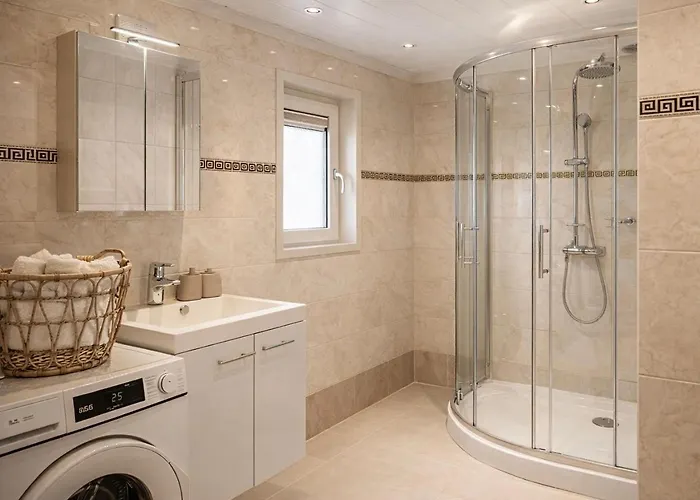 Stayatsas Julia Stijlvol Ingericht, Kindvriendelijk, In Het Bos, Hondje Mag Mee, Parkeren Op Oprit בקתה אפ