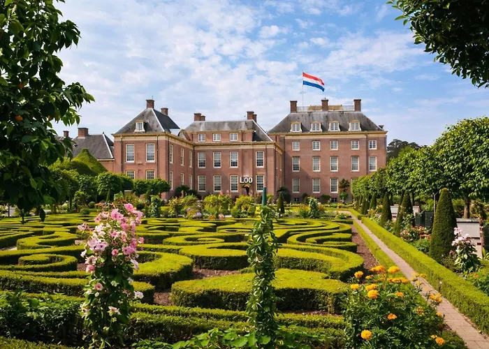 Natuurhuisje Met Omheinde Tuin Hond Welkom Stijlvol Ingericht Stayatsas Julia * Epe