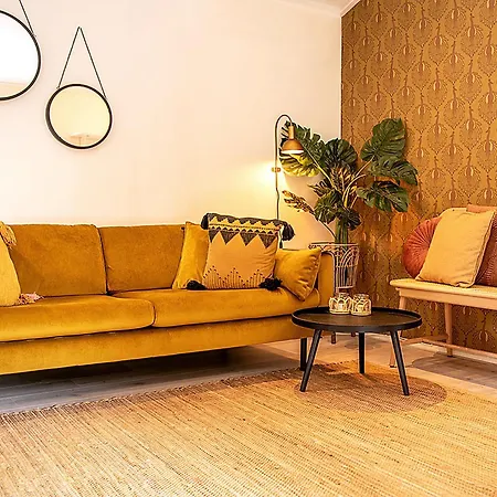 Stayatsas Julia Stijlvol Ingericht, Kindvriendelijk, In Het Bos, Hondje Mag Mee, Parkeren Op Oprit Chalet Epe