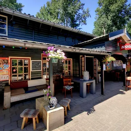 Stayatsas Julia, Stijlvol Natuurhuisje Met Grote Omheinde Tuin