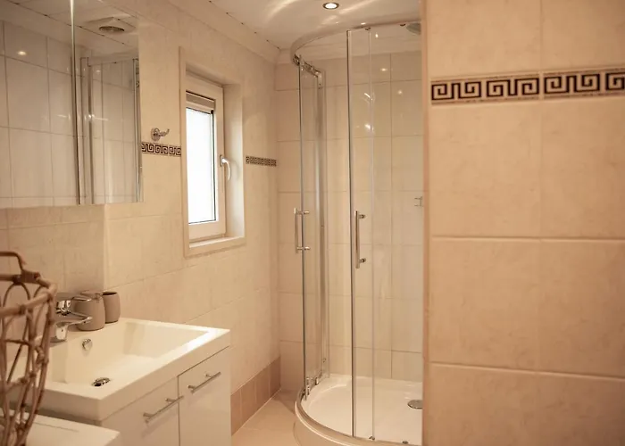 Stayatsas Julia Stijlvol Ingericht, Kindvriendelijk, In Het Bos, Hondje Mag Mee, Parkeren Op Oprit * إبّ