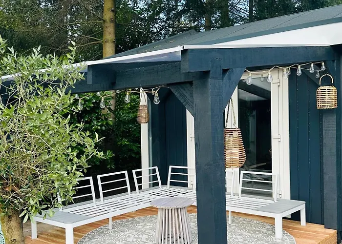 Stayatsas Julia Stijlvol Ingericht, Kindvriendelijk, In Het Bos, Hondje Mag Mee, Parkeren Op Oprit شاليه