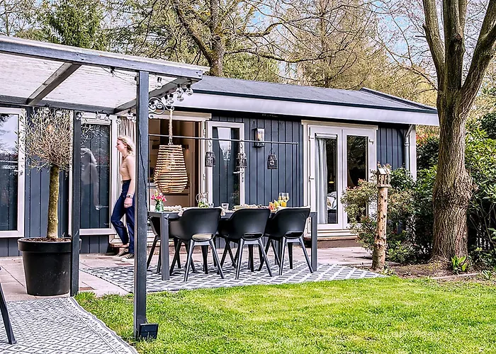 Chalet Stayatsas Julia Stijlvol Ingericht, Kindvriendelijk, In Het Bos, Hondje Mag Mee, Parkeren Op Oprit Epe